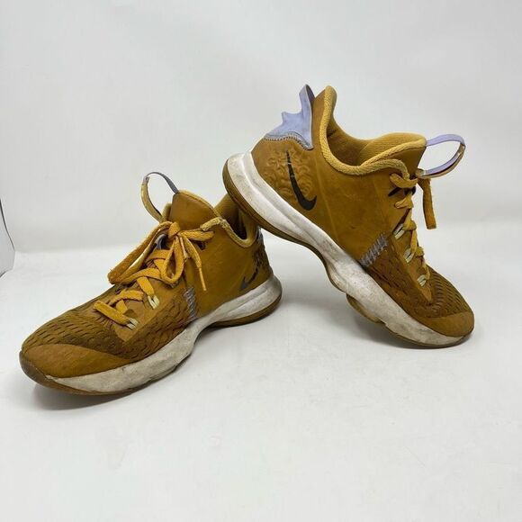 Nike Lebron Witness 5 Basketball Shoes Wheat Lace-Up Youth Boys' 7Y US - Picture 10 of 14